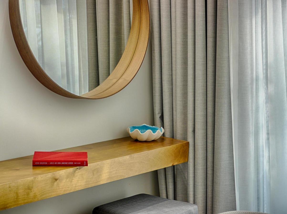 Vistonia Apartment Agios Georgios Pagon Luaran gambar