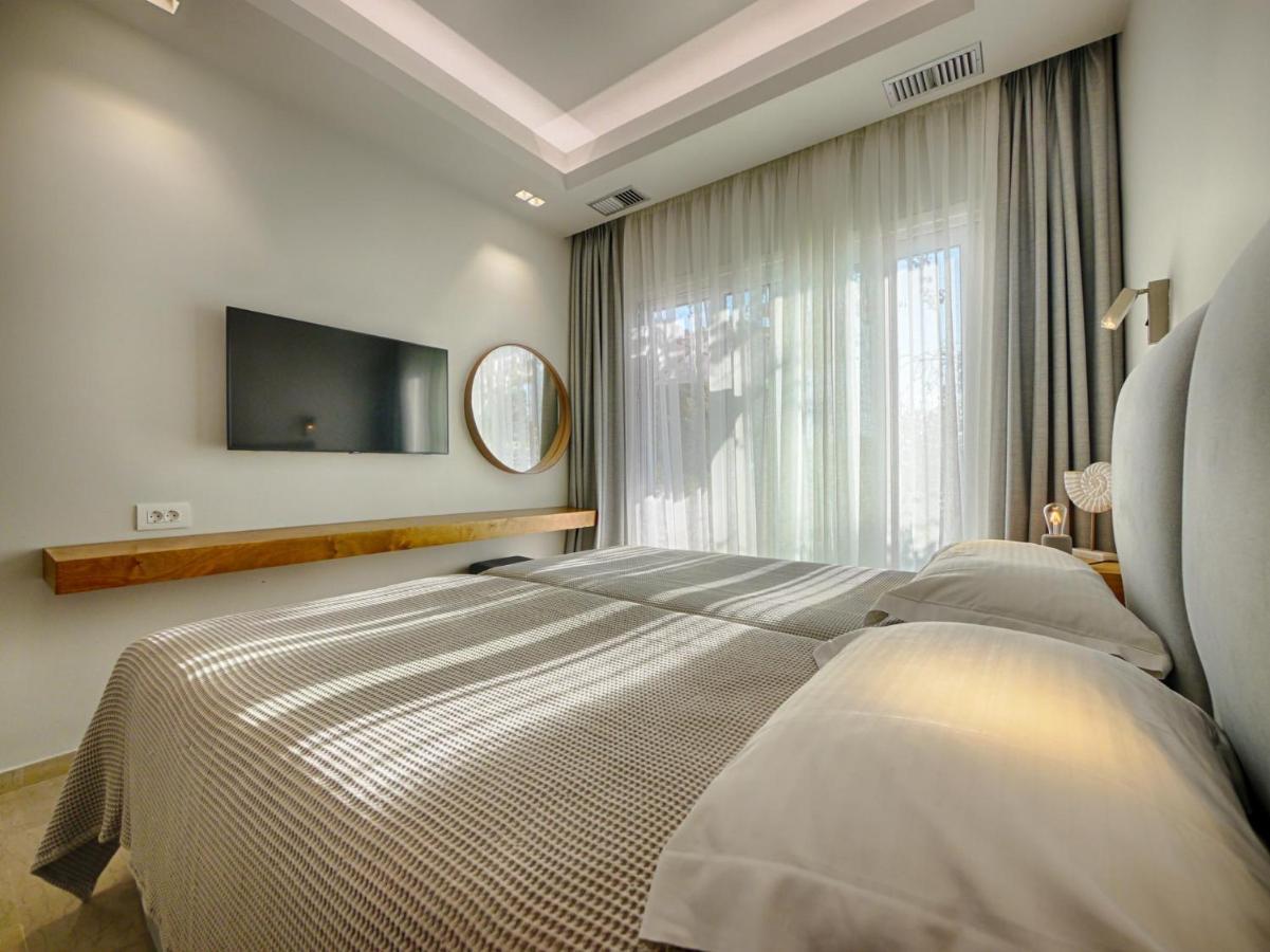 Vistonia Apartment Agios Georgios Pagon Luaran gambar