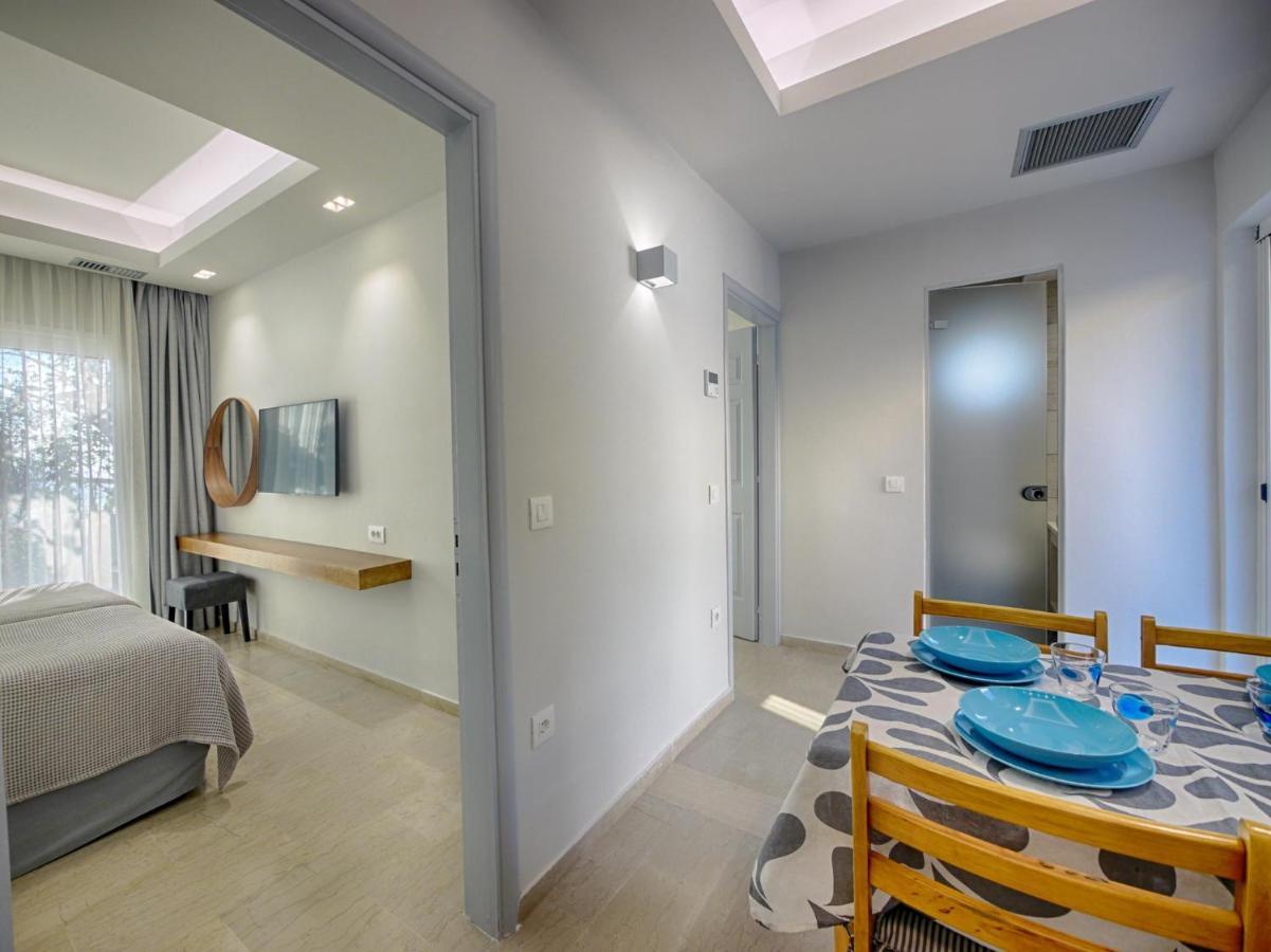 Vistonia Apartment Agios Georgios Pagon Luaran gambar