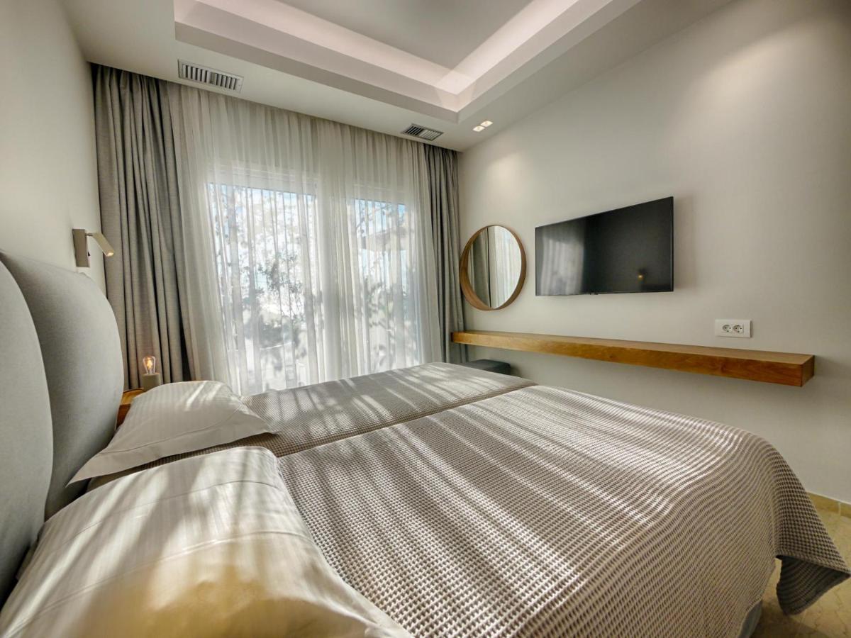 Vistonia Apartment Agios Georgios Pagon Luaran gambar