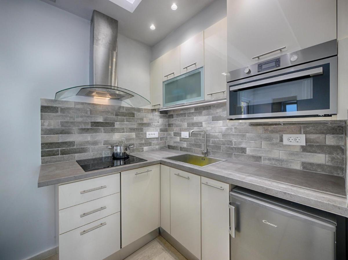 Vistonia Apartment Agios Georgios Pagon Luaran gambar