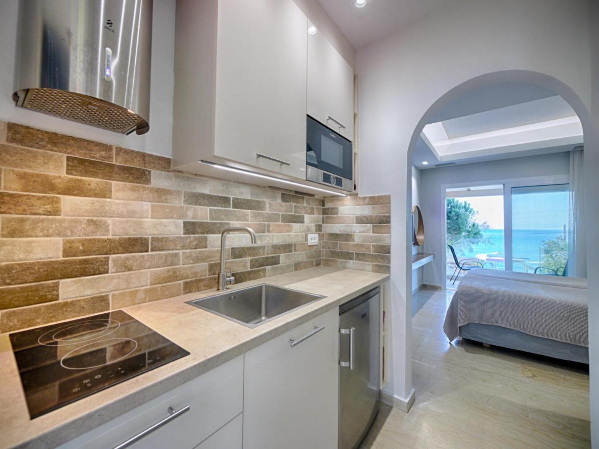 Vistonia Apartment Agios Georgios Pagon Luaran gambar
