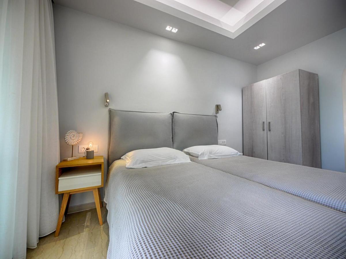 Vistonia Apartment Agios Georgios Pagon Luaran gambar