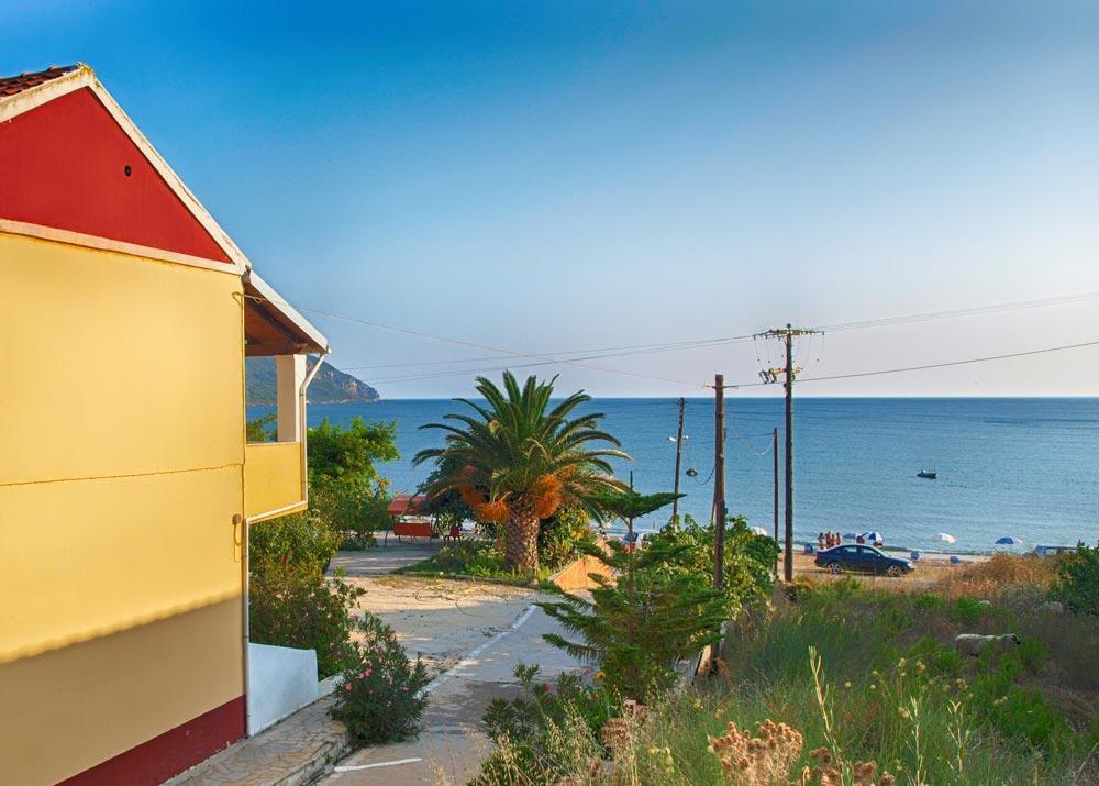 Vistonia Apartment Agios Georgios Pagon Luaran gambar