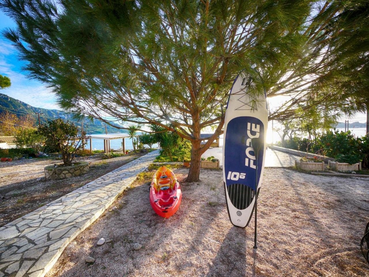 Vistonia Apartment Agios Georgios Pagon Luaran gambar
